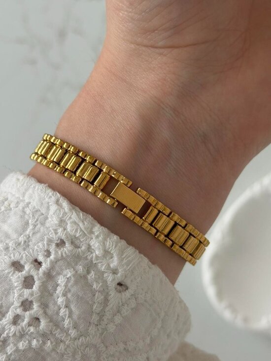 SKU0501 Retro Gold Women Minimalist Square Watch Bracelet Stainless steel